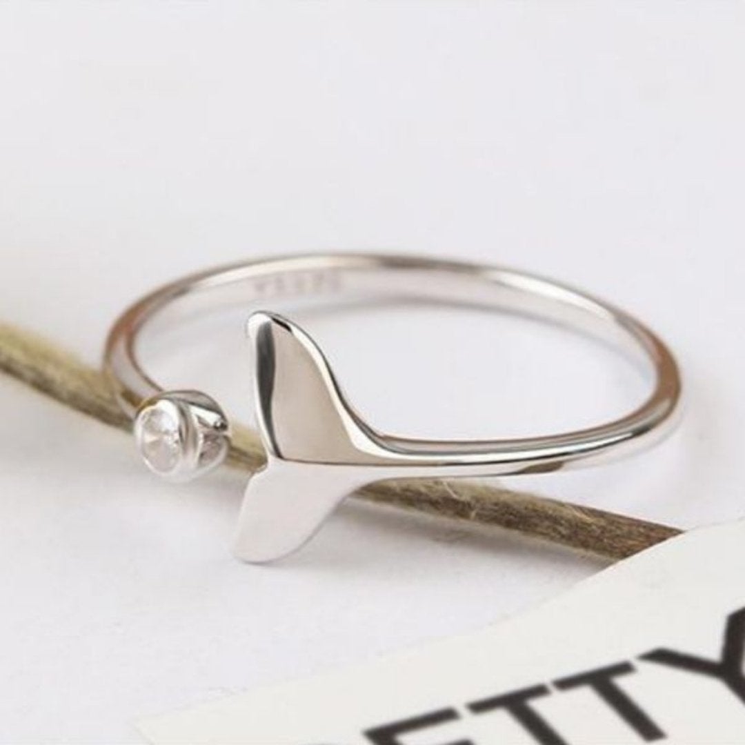 Ring with dolphin tail made of 925 sterling silver and adjustable zirconium dioxide