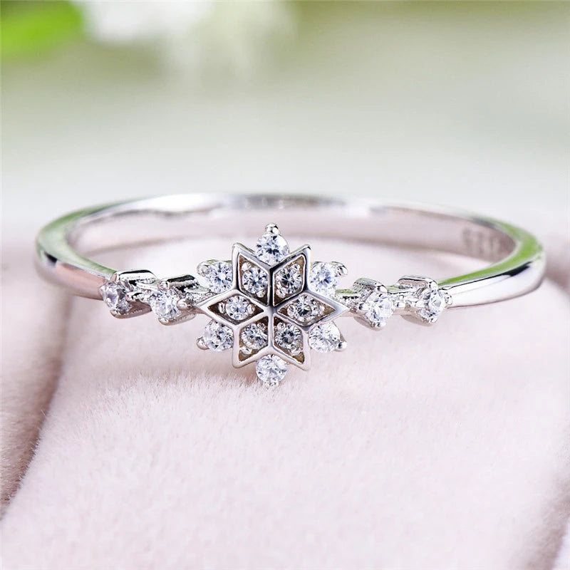 Snowflake Ring made of 925 Sterling Silver