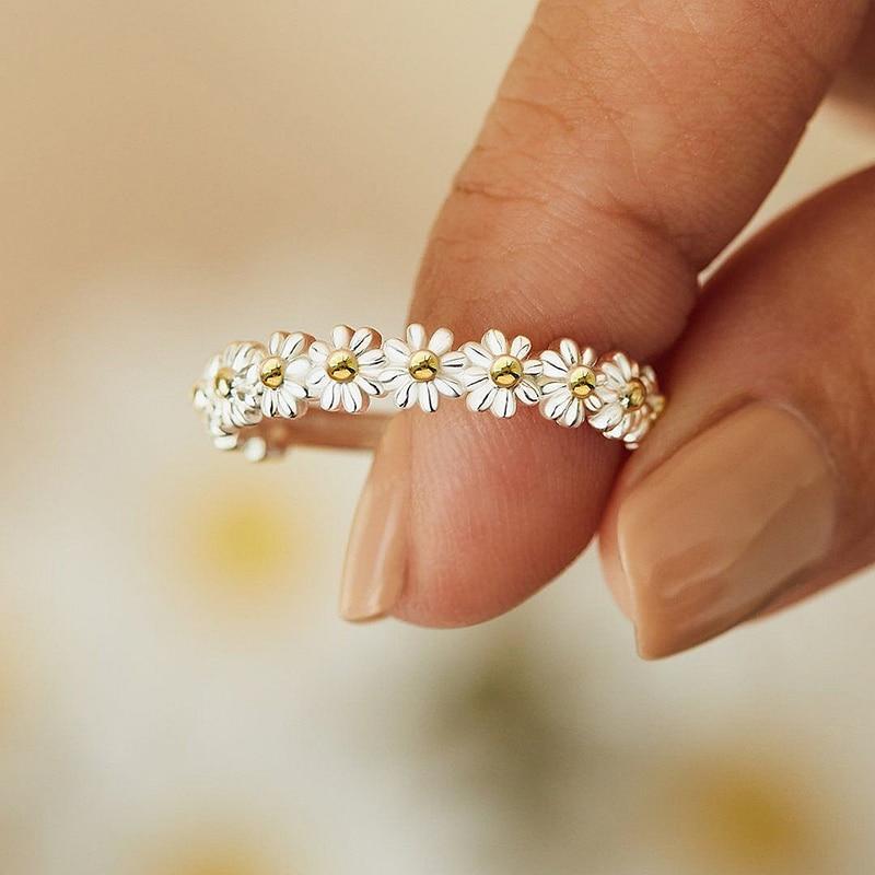 Adjustable Silver Hand Painted Enamel Daisy Ring