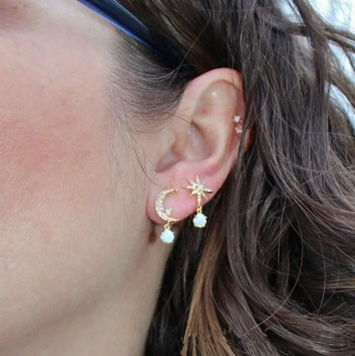 Moon and Star Earrings made of Gold and Opal