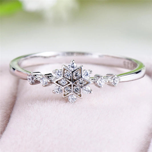 Snowflake Ring made of 925 Sterling Silver