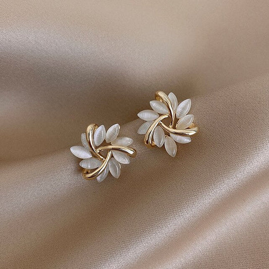 Luxurious Elegant White Opal Earrings in Gold Color