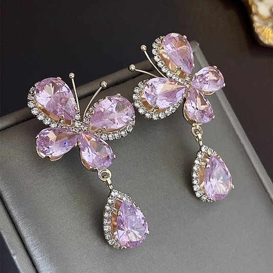 Elegant pink daisy earrings