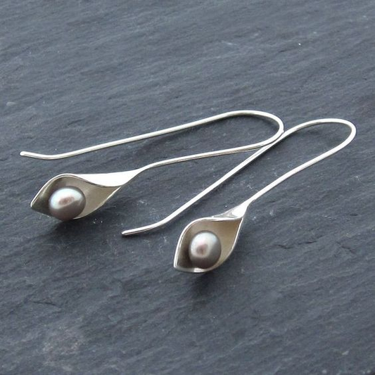 Leaf & Pearl Earrings